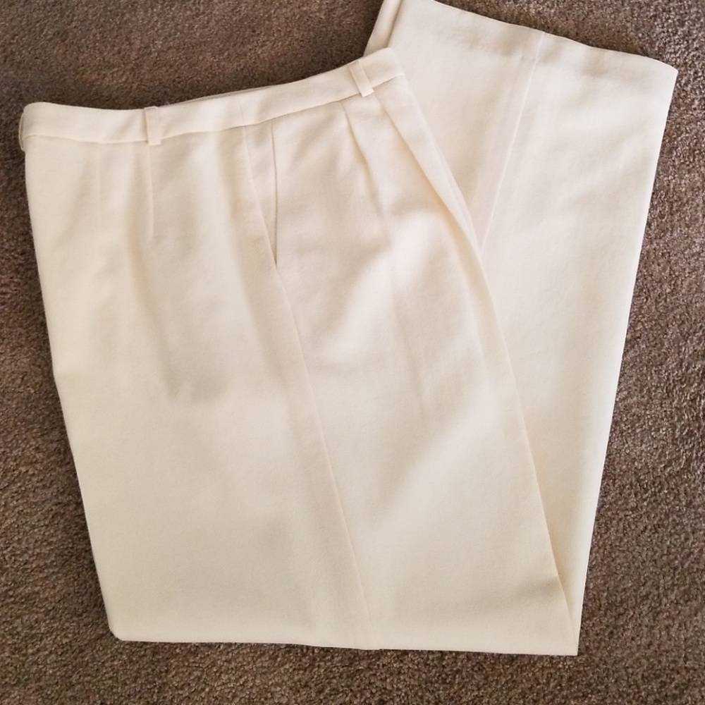 Winter White, lined 100 % wool pants,